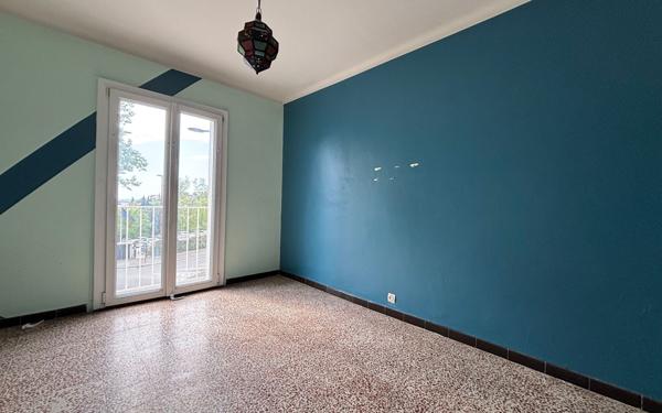 Appartement à vendre    3 pièces • 54 m2 Grasse