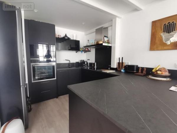 Appartement à vendre à Tours dans l'Indre-et-Loire (37000), ref : 37049-105
