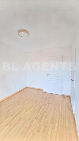  Appartement Pantin 2 pièces 39 m² en résidence  (2013)