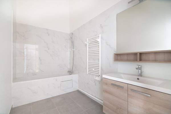 Appartement avec jardin et terrasse