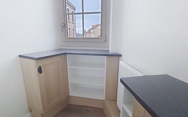 Appartement à louer    5 pièces • 85 m2 Néris-les-Bains