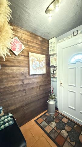 Maison NOAILLES PROCHE, 6 pieces,  plain pied, sejour double, cuisine,  4 chambres,  Garage, terrain