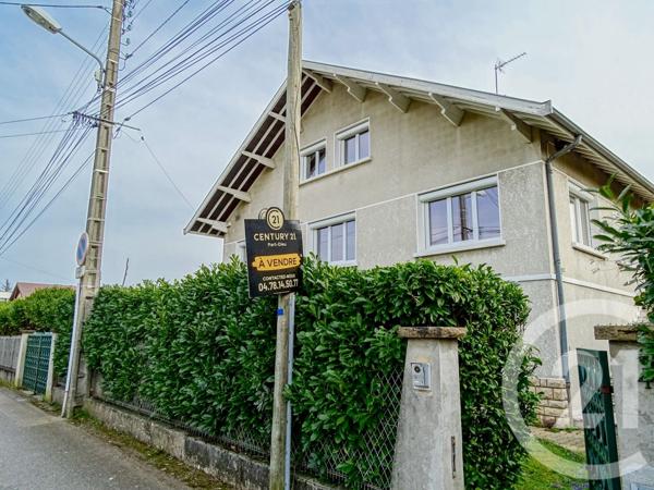 Maison à vendre  10 pièces - 244 m2 MEYZIEU - 69