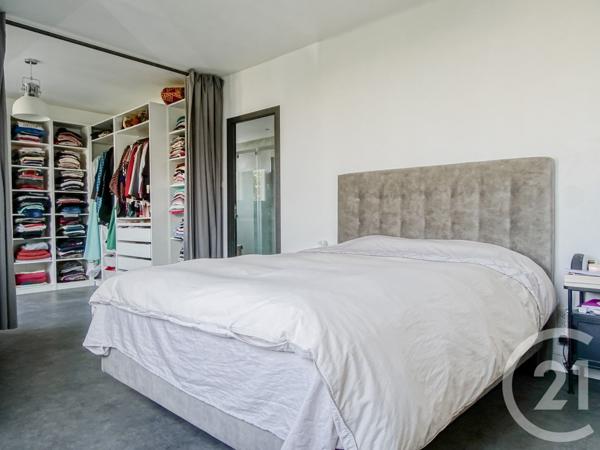 Maison à vendre  10 pièces - 244 m2 MEYZIEU - 69