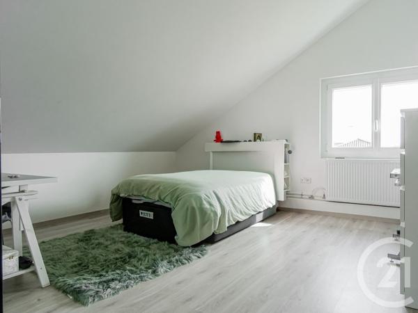 Maison à vendre  10 pièces - 244 m2 MEYZIEU - 69