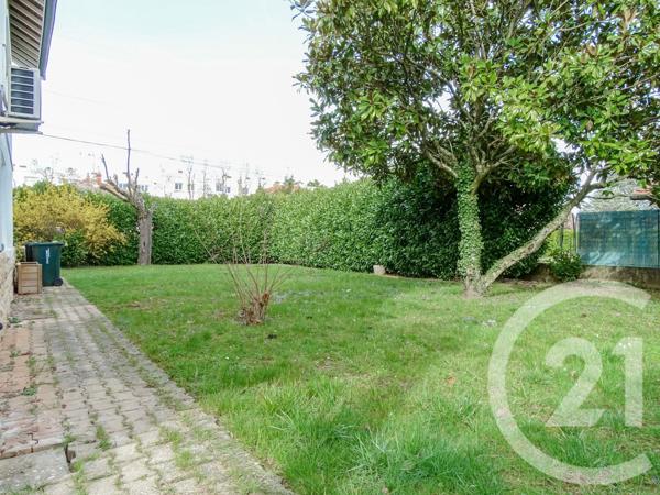 Maison à vendre  10 pièces - 244 m2 MEYZIEU - 69