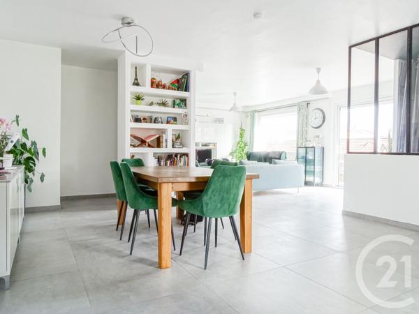 Maison à vendre  10 pièces - 244 m2 MEYZIEU - 69