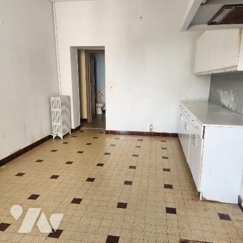 Ensemble immobilier atypique avec atelier 