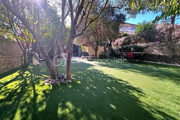 Maison en pierre de 148 m²