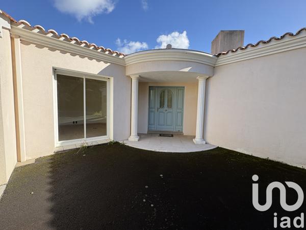 Maison à vendre 6 pièces 217 m² Saint-Hilaire-de-Riez