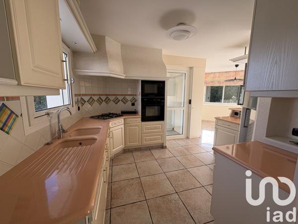 Maison à vendre 6 pièces 217 m² Saint-Hilaire-de-Riez