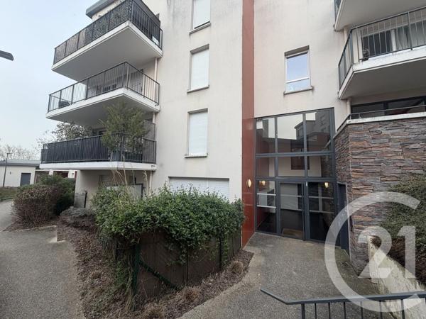 Appartement F2 à vendre  2 pièces - 39,90 m 2   VILLEMOMBLE  - 93