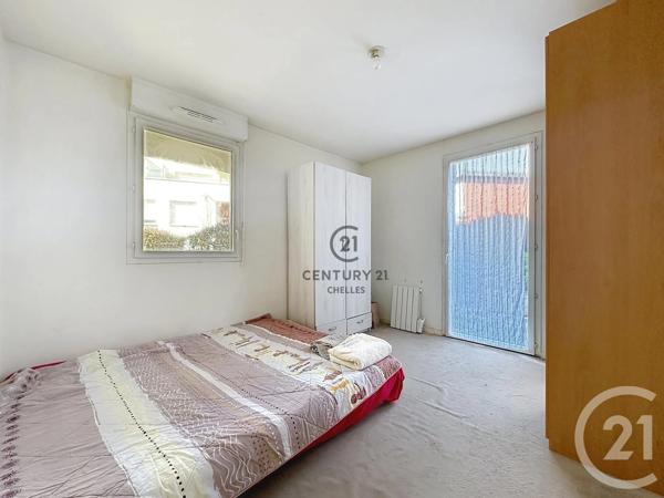Appartement F2 à vendre  2 pièces - 39,90 m 2   VILLEMOMBLE  - 93