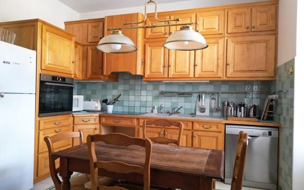 Maison à vendre    6 pièces •  Barjac