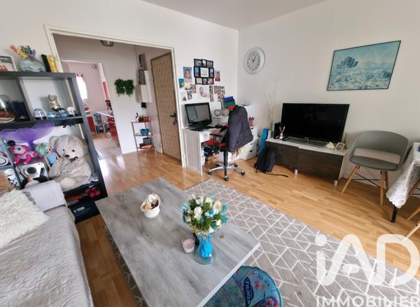 Appartement à vendre 4 pièces 77 m² Saint-Fargeau-Ponthierry