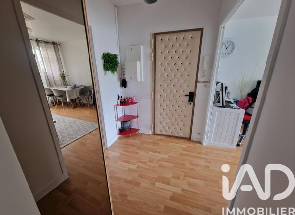 Appartement à vendre 4 pièces 77 m² Saint-Fargeau-Ponthierry