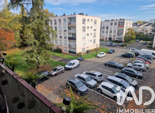 Appartement à vendre 4 pièces 77 m² Saint-Fargeau-Ponthierry