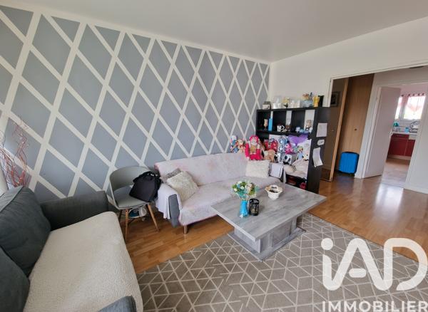 Appartement à vendre 4 pièces 77 m² Saint-Fargeau-Ponthierry