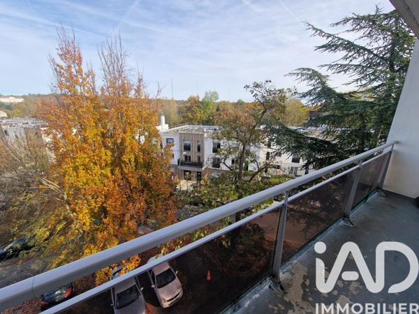 Appartement à vendre 4 pièces 77 m² Saint-Fargeau-Ponthierry