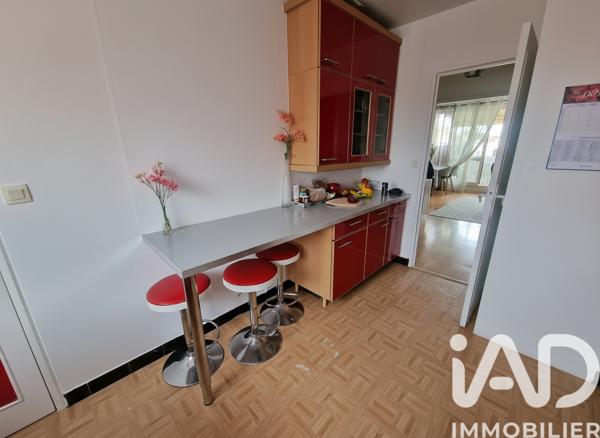 Appartement à vendre 4 pièces 77 m² Saint-Fargeau-Ponthierry