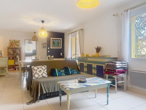 Vaison-la-Romaine (84110) A 1,5 kms du CENTRE VILLE-MAISON DE PLAIN-PIED-3 CHAMBRES-PISCINE-520 m2 DE TERRAIN