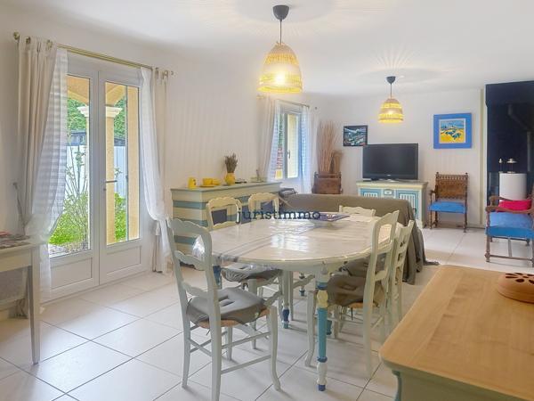 Vaison-la-Romaine (84110) A 1,5 kms du CENTRE VILLE-MAISON DE PLAIN-PIED-3 CHAMBRES-PISCINE-520 m2 DE TERRAIN