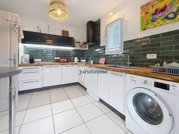 Vaison-la-Romaine (84110) A 1,5 kms du CENTRE VILLE-MAISON DE PLAIN-PIED-3 CHAMBRES-PISCINE-520 m2 DE TERRAIN