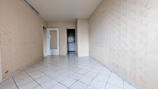 Lumineux deux pièces