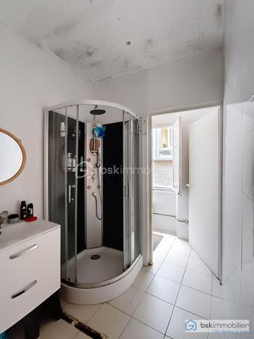 Immeuble mixte de 211 m²