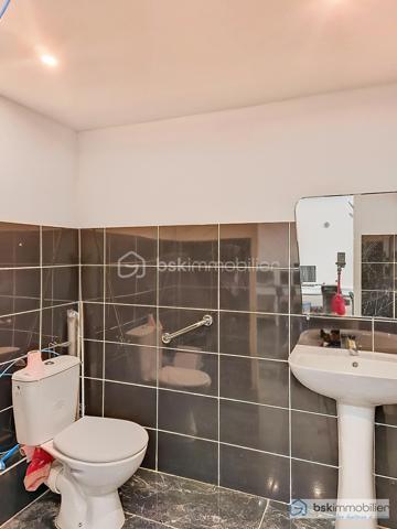 Immeuble mixte de 211 m²