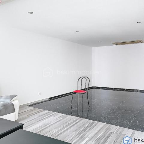 Immeuble mixte de 211 m²