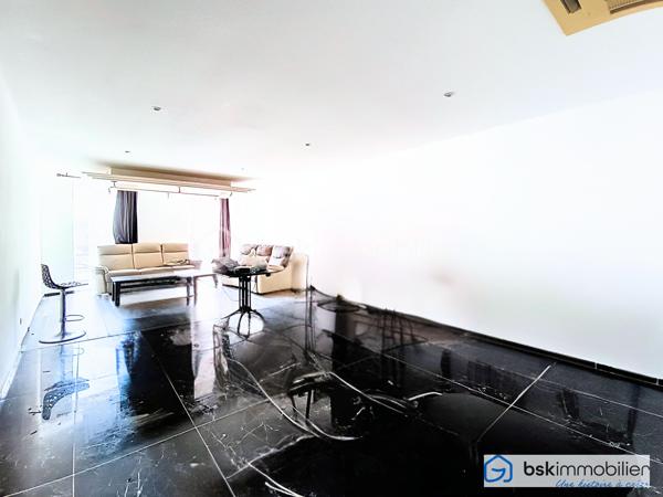 Immeuble mixte de 211 m²