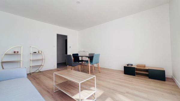 Dpt Finistère (29), à vendre QUIMPER Ouest - appartement rénové meublé T6 de 97 m² habitable - deux loggias -Cave