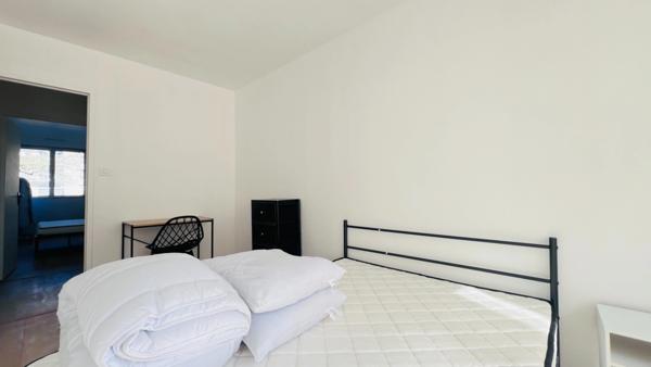 Dpt Finistère (29), à vendre QUIMPER Ouest - appartement rénové meublé T6 de 97 m² habitable - deux loggias -Cave