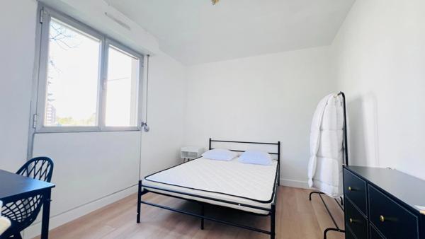 Dpt Finistère (29), à vendre QUIMPER Ouest - appartement rénové meublé T6 de 97 m² habitable - deux loggias -Cave