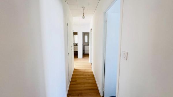 Dpt Finistère (29), à vendre QUIMPER Ouest - appartement rénové meublé T6 de 97 m² habitable - deux loggias -Cave