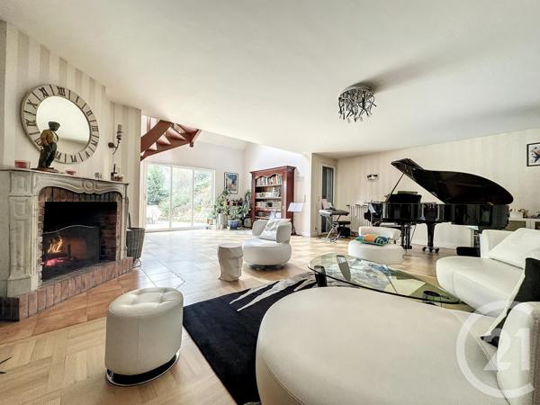 Maison à vendre  7 pièces - 228,32 m2 JOUY EN JOSAS - 78