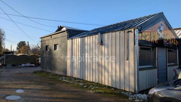 Local/bureau à vendre SARCEAUX (61)