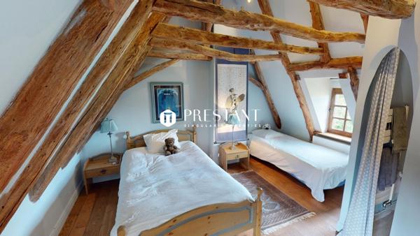 Manoir 17e sur plus de 10 hectares proche de Sarlat – Dordogne, SARLAT LA CANEDA
