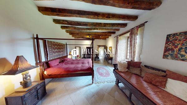Manoir 17e sur plus de 10 hectares proche de Sarlat – Dordogne, SARLAT LA CANEDA