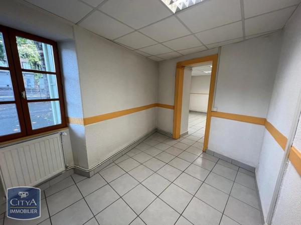 Local professionnel à louer