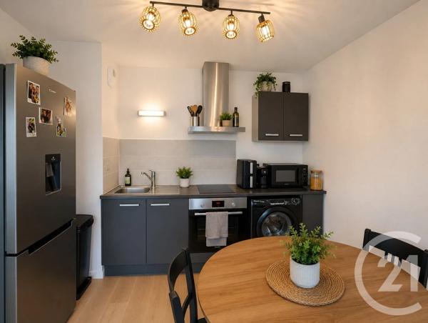 Appartement F2 à vendre  2 pièces - 43,07 m 2   EPERNON  - 28