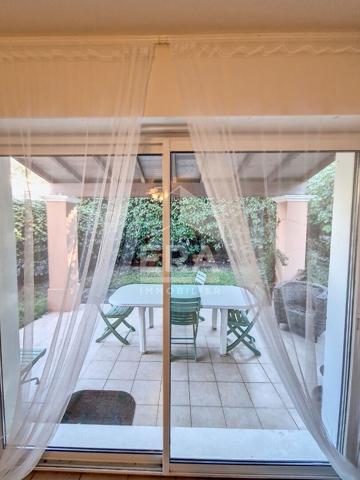 Maison individuelle dans hameaux 89m² + garage - VALBONNE