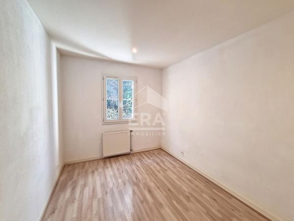 Maison individuelle dans hameaux 89m² + garage - VALBONNE