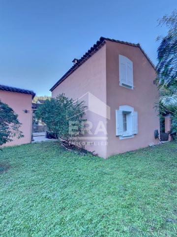 Maison individuelle dans hameaux 89m² + garage - VALBONNE