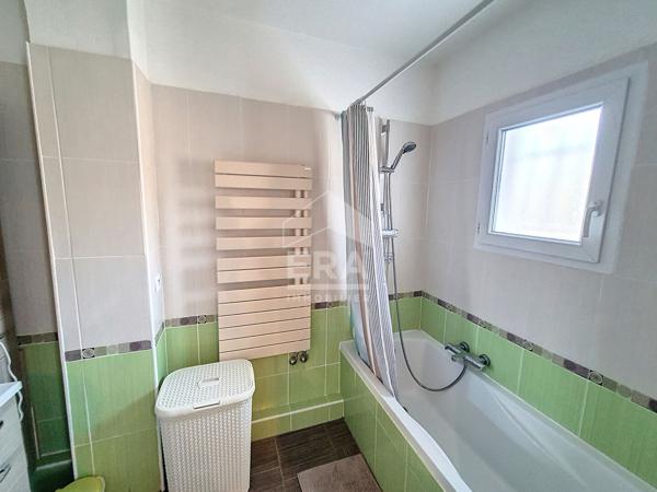 Maison individuelle dans hameaux 89m² + garage - VALBONNE