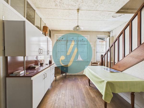 Donzy (58220) Maison de village à rénover pour résidence principale ou locatif