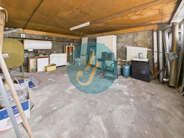 Donzy (58220) Maison de village à rénover pour résidence principale ou locatif