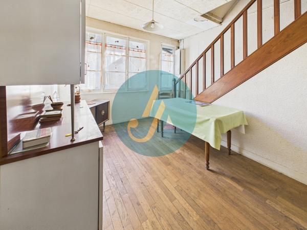 Donzy (58220) Maison de village à rénover pour résidence principale ou locatif