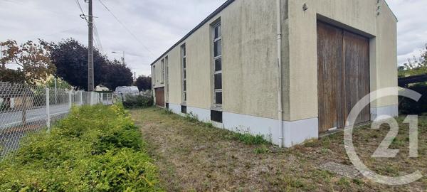Maison à vendre  4 pièces - 102 m 2   CHATEAUROUX  - 36